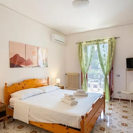 Rosa 3* Ischia