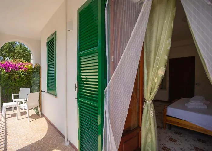 Rosa 招待所 伊斯基亚